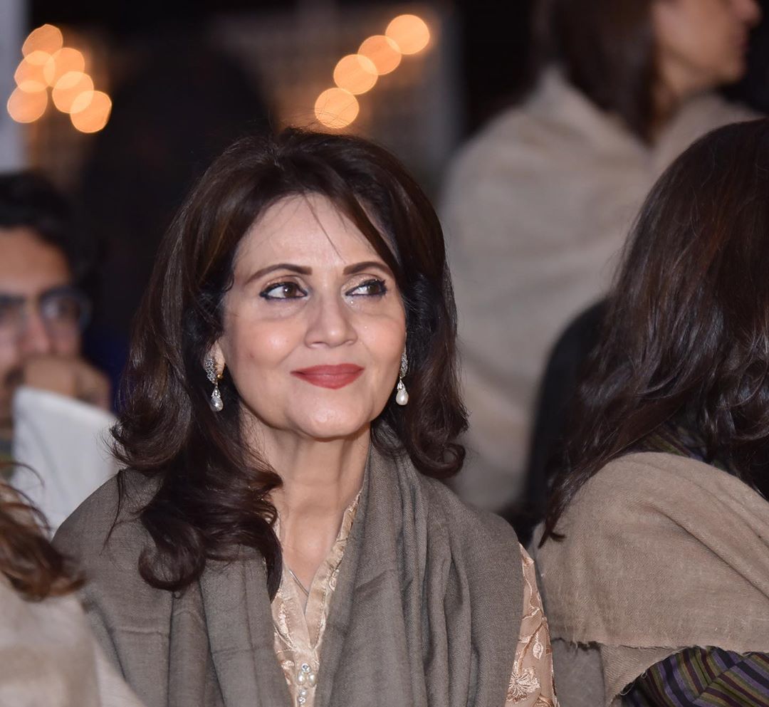 Fahad Mirza Beautiful Clicks with Her Mother on Eid