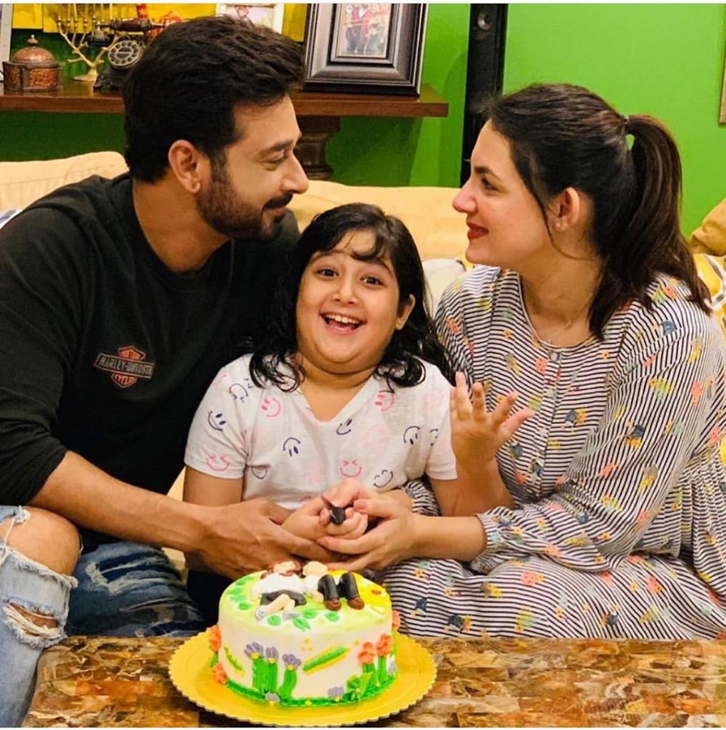 Lovely Pictures of Veteran Actor Faisal Qureshi with His Daughters