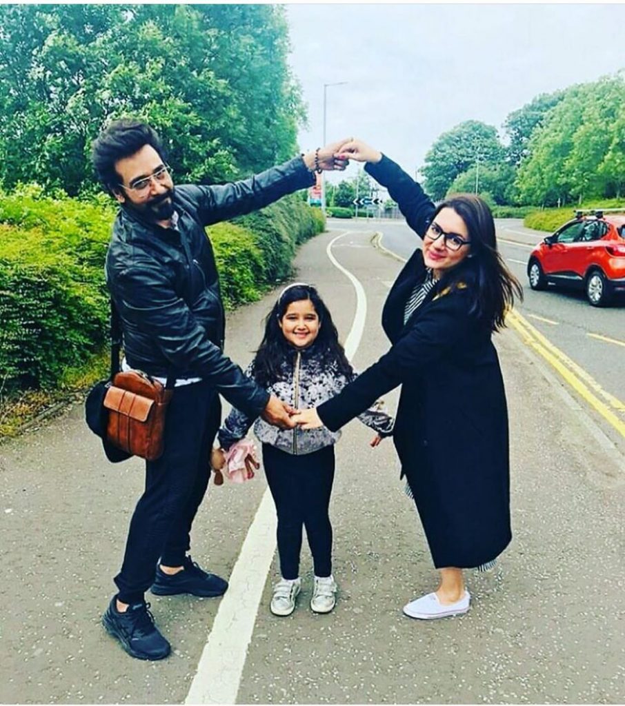 Lovely Pictures of Veteran Actor Faisal Qureshi with His Daughters