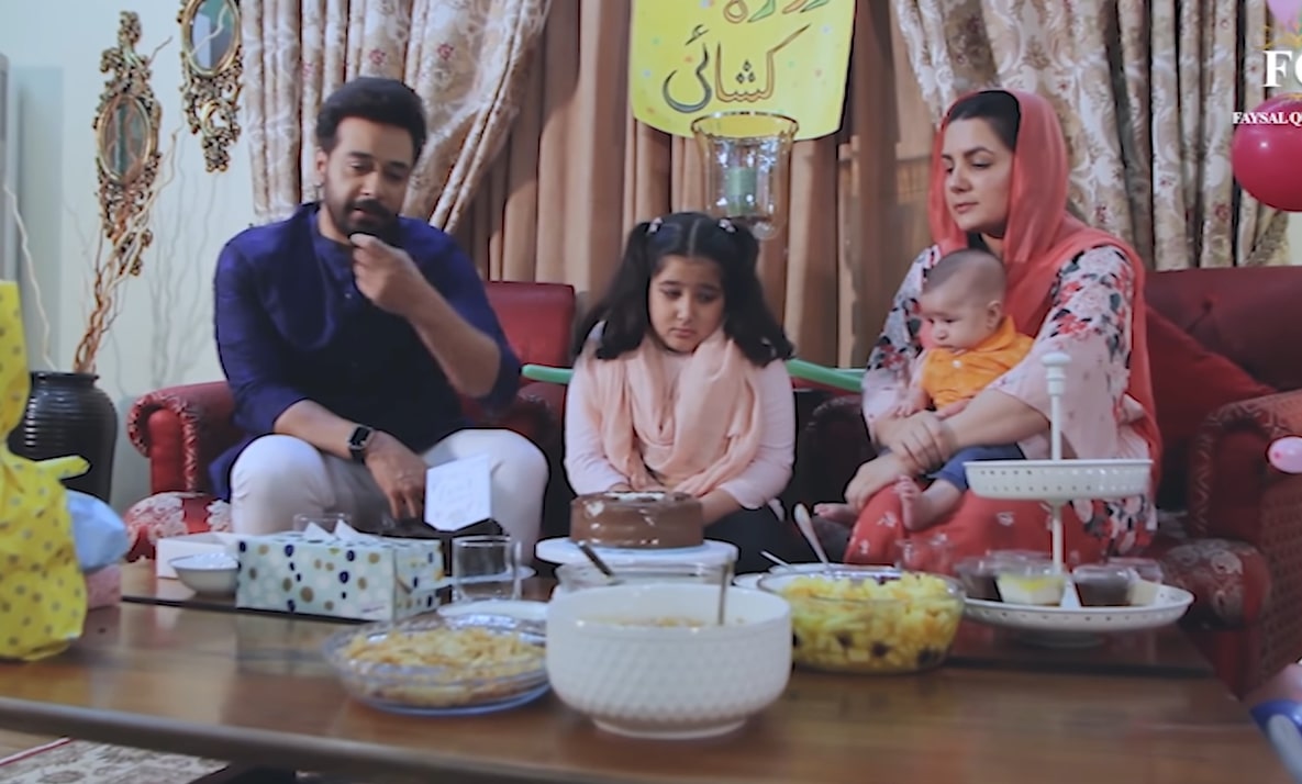 Faysal Qureshi’s Daughter Ayat Qureshi Roza Khushae Pictures