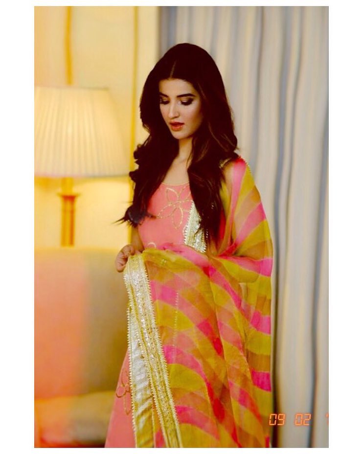 Graceful Eastern Dresses Hareem Farooq Has Ever Carried