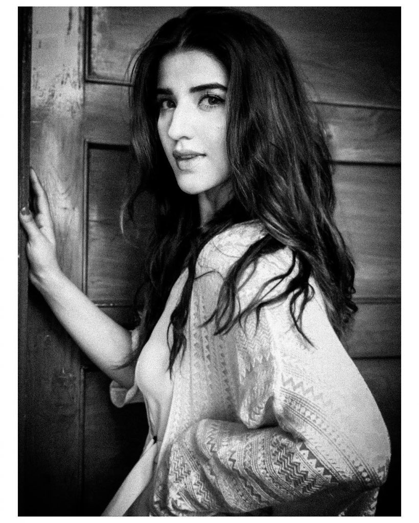 Graceful Eastern Dresses Hareem Farooq Has Ever Carried