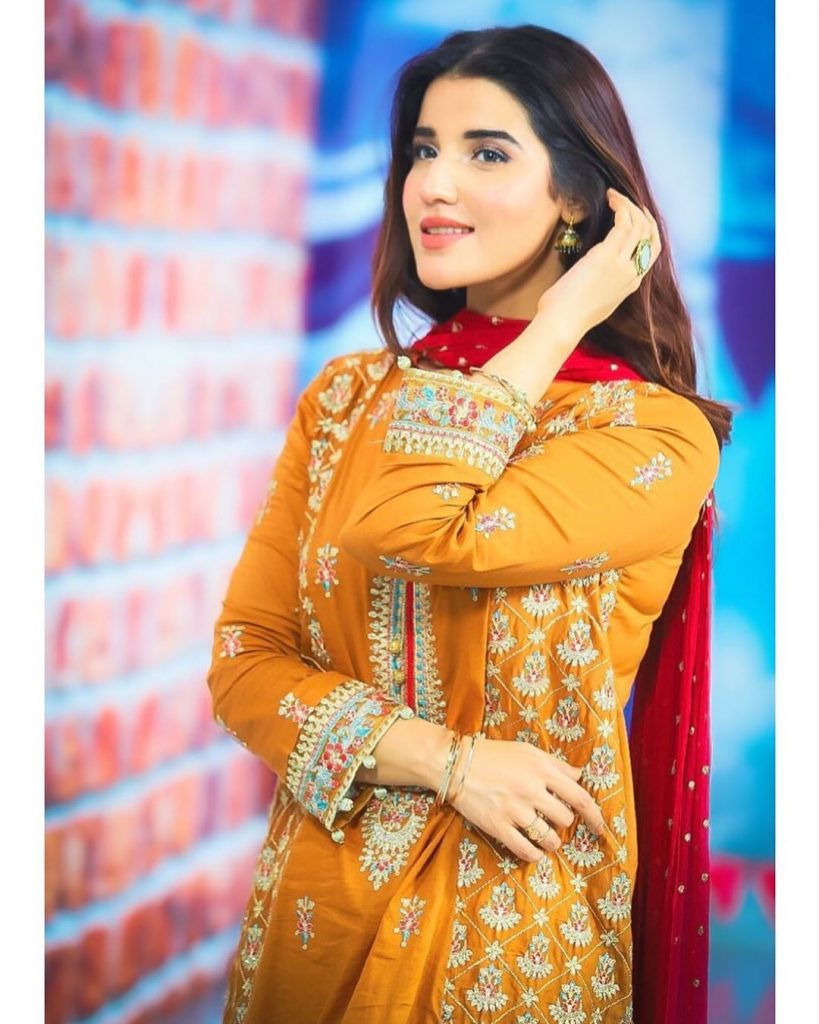 Graceful Eastern Dresses Hareem Farooq Has Ever Carried