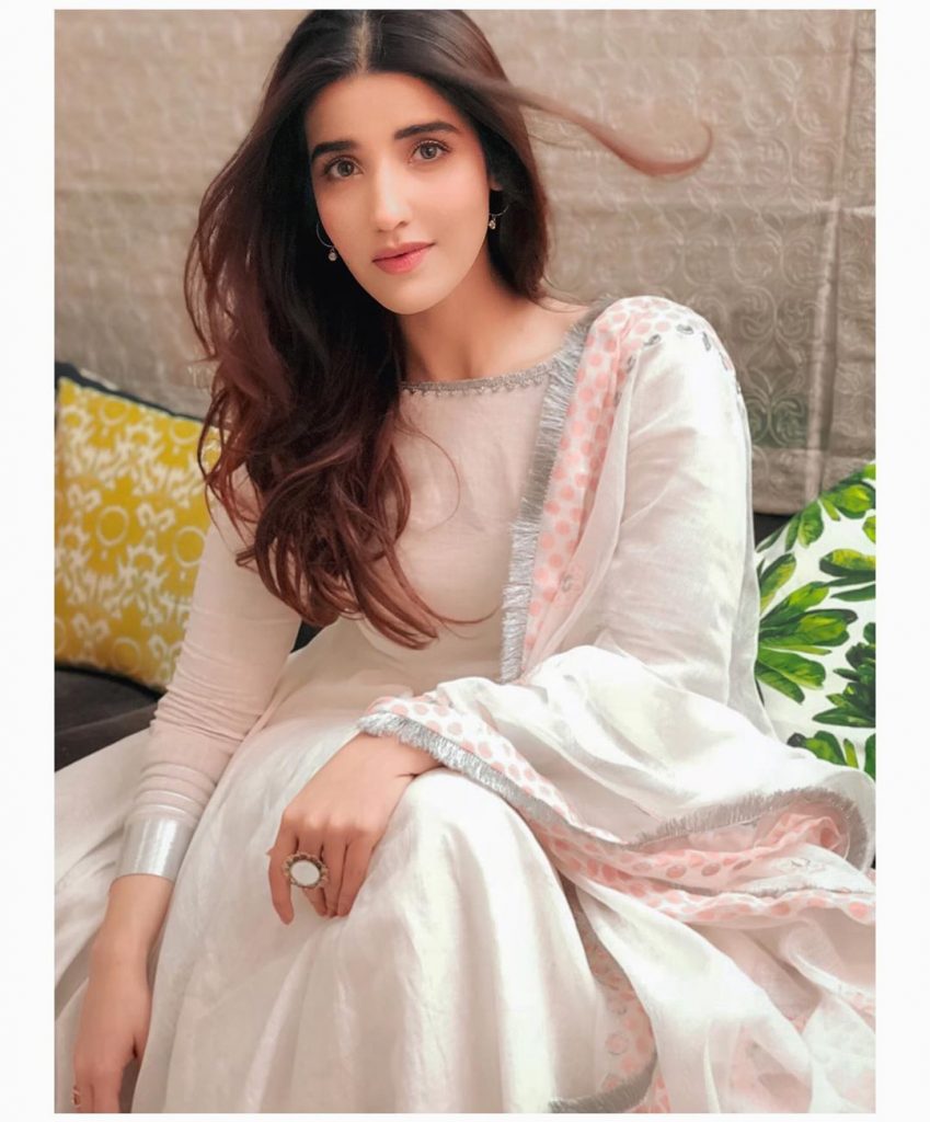 Graceful Eastern Dresses Hareem Farooq Has Ever Carried