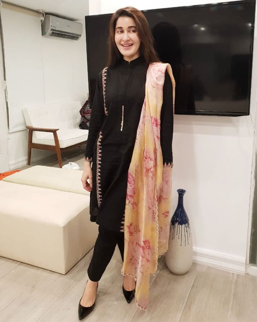 Best Elegant Dresses of Shaista Lodhi
