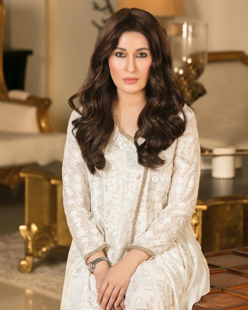 Best Elegant Dresses of Shaista Lodhi