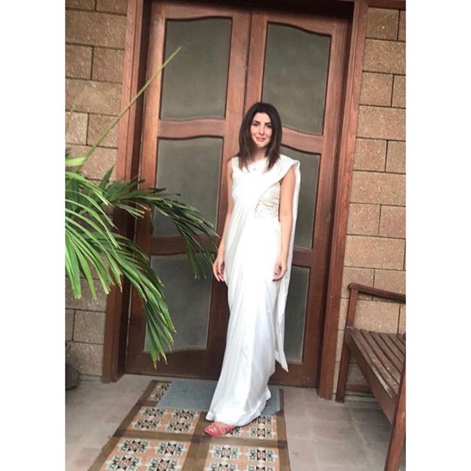 Latest Pictures of the Gorgeous Areeba Habib