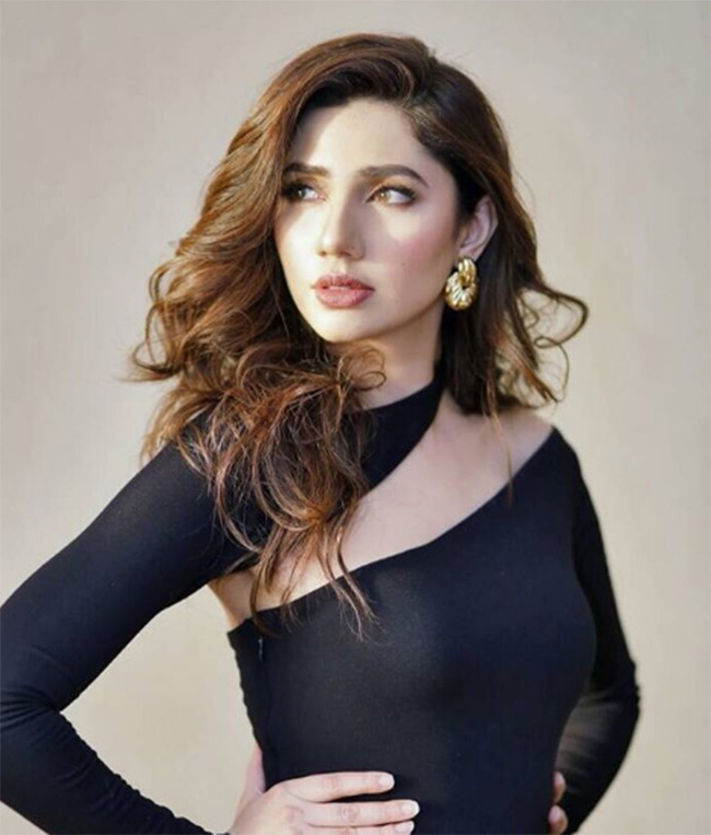 Mahira Khan Sung Something And That's Adorable