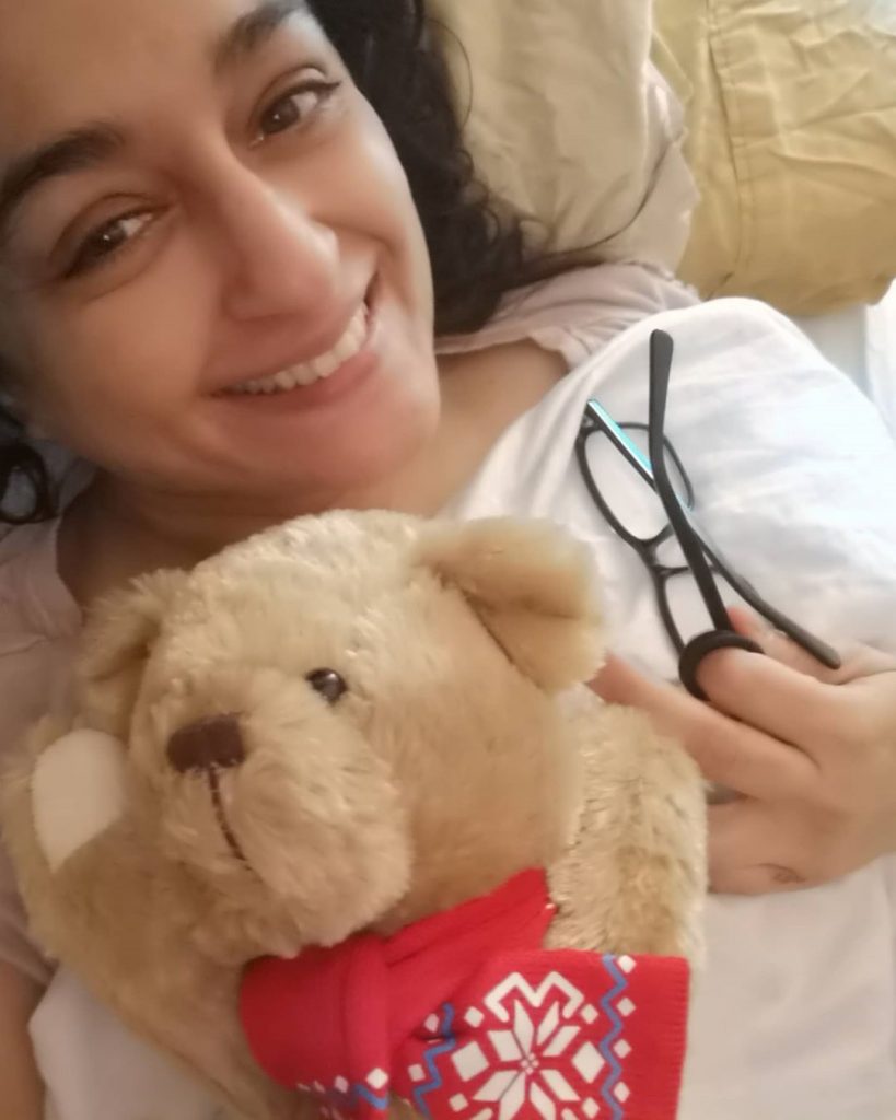 30 Latest Pictures of Nadia Jamil Show Her Positivity Towards Life