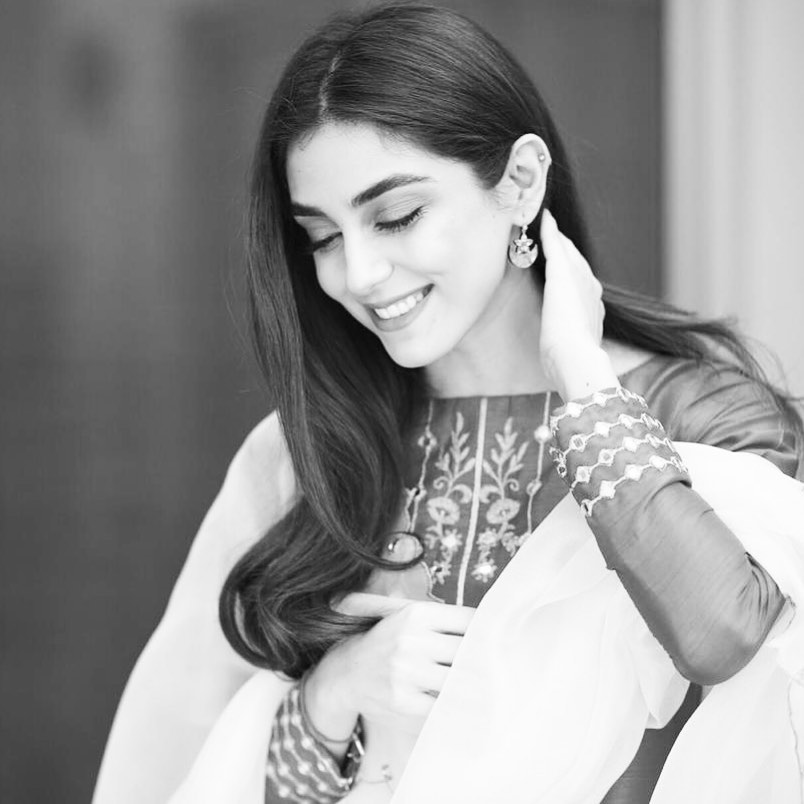 Elegant Dresses of Maya Ali that Are Your Eid’s Perfect Match!