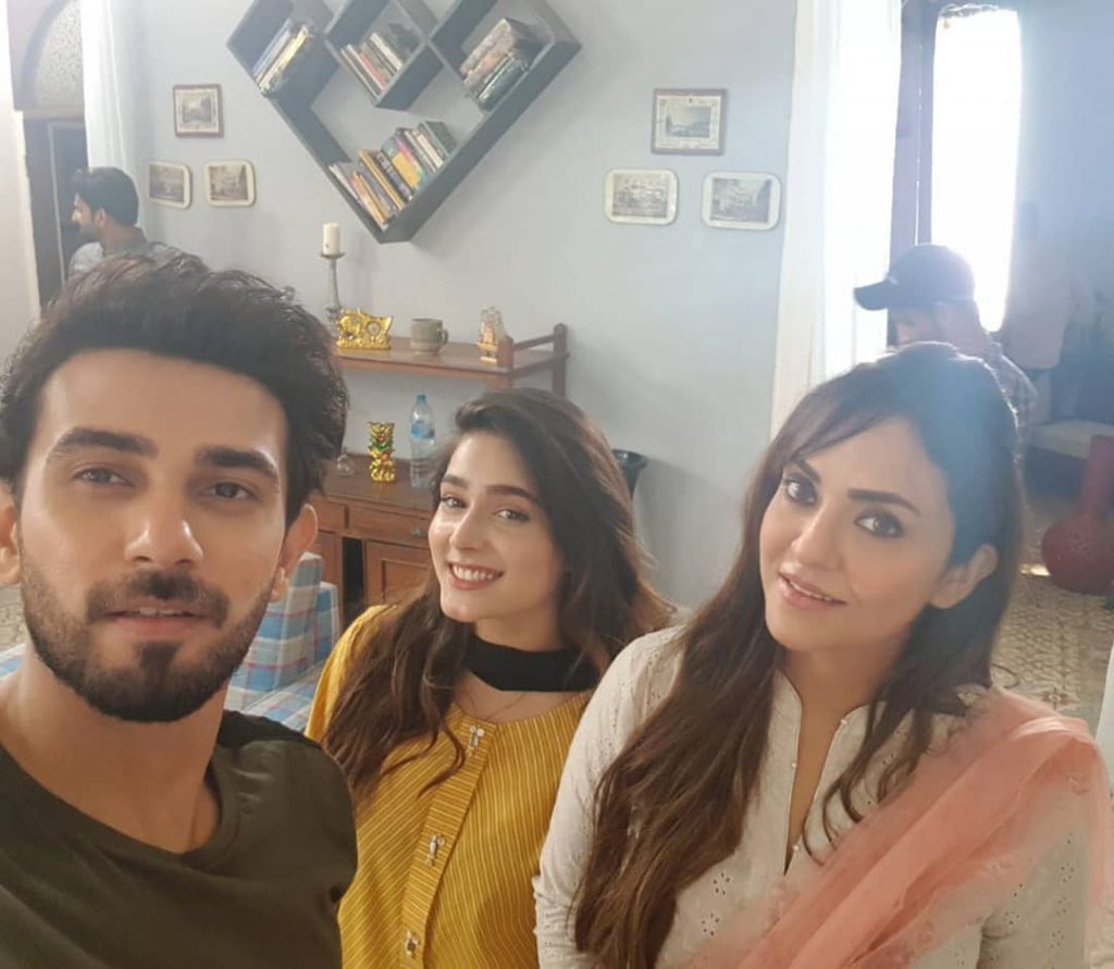 Cute Pictures of Nadia Khan with Friends at Work