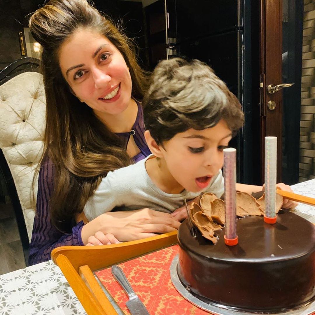 Sadia Faisal Beautiful Latest Pictures with Her Son