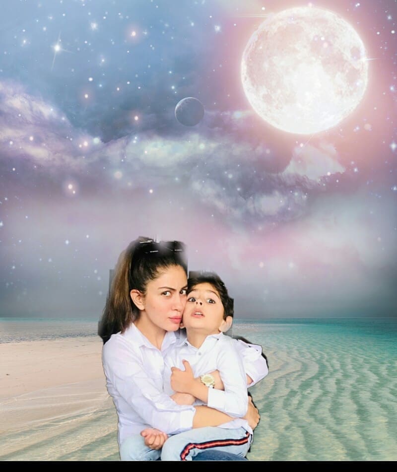 Sadia Faisal Beautiful Latest Pictures with Her Son