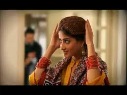 Sajal Aly Old Drama Looks - Top 10