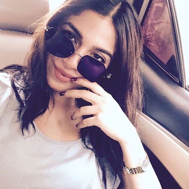 Sonya Hussyn's Love For Sun Glasses is Ultimate