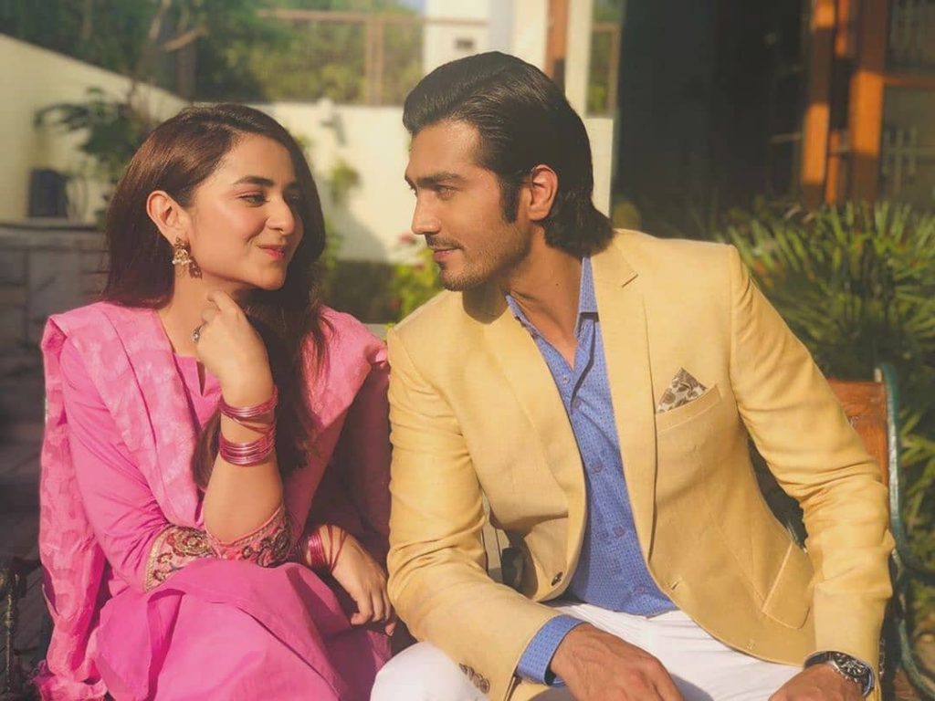 Some BTS Clicks From Yumna Zaidi's Drama Raaz-E-Ulfat