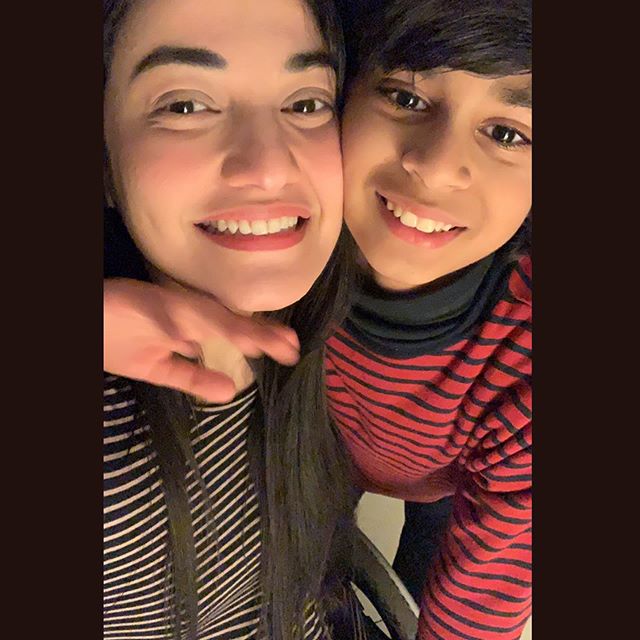 Unseen Pictures of Muniba Mazar with Her Son