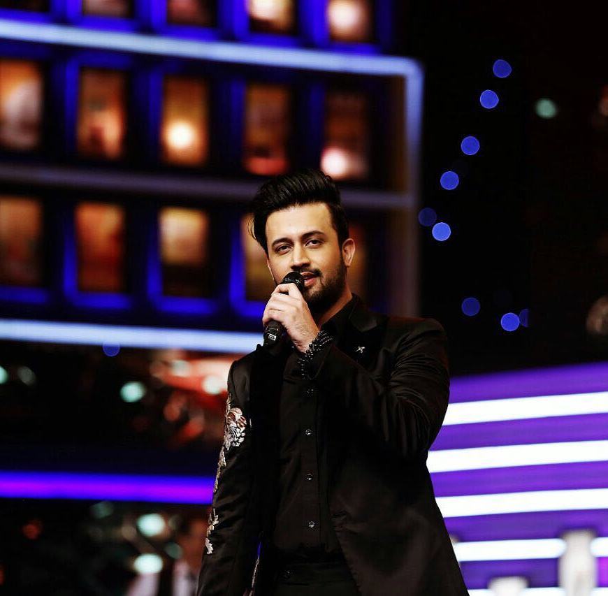 Atif Aslam Hilariously Mimic Ali Zafar