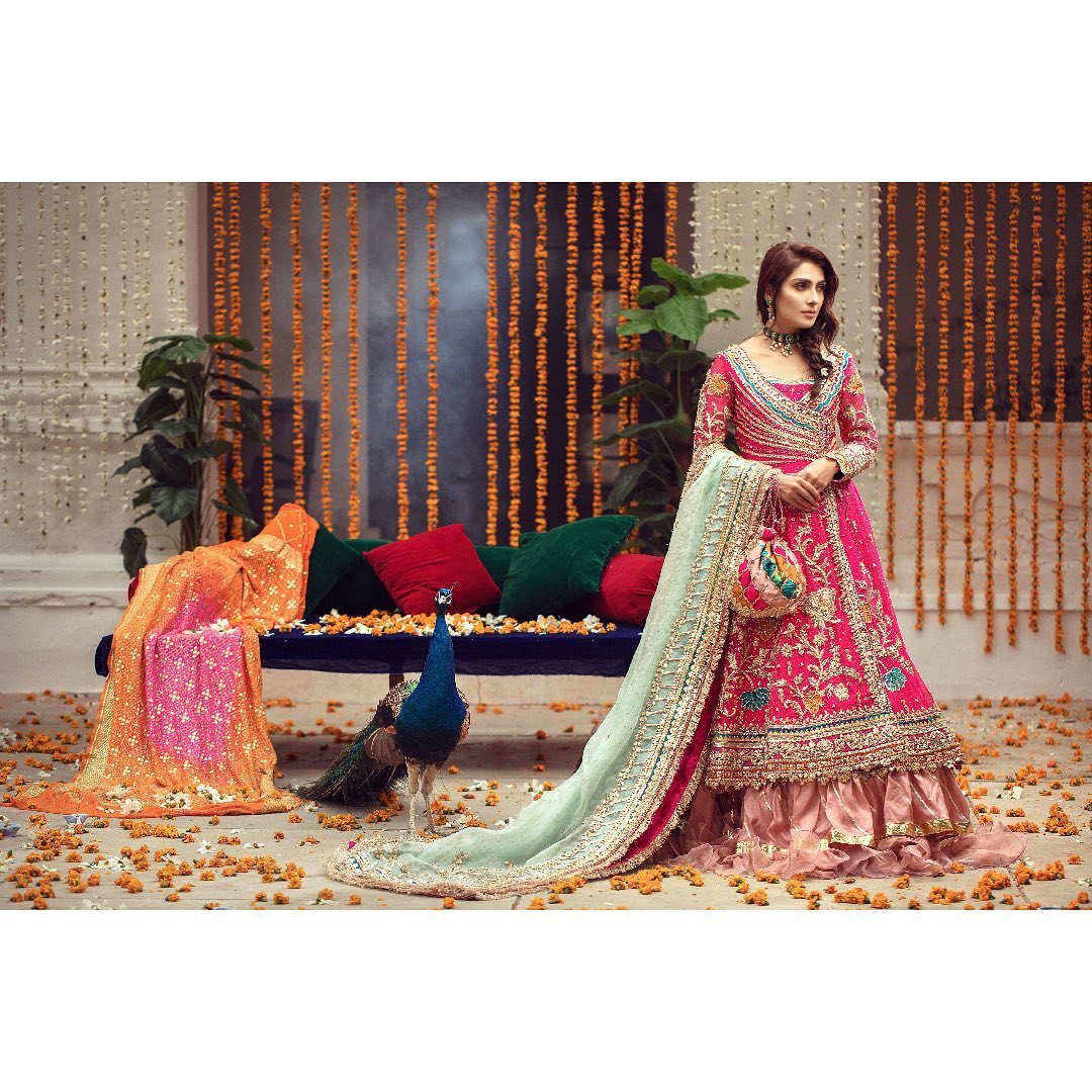 Ayeza Khan Beautiful Latest Bridal Photo Shoot for Warda Qutub Khan