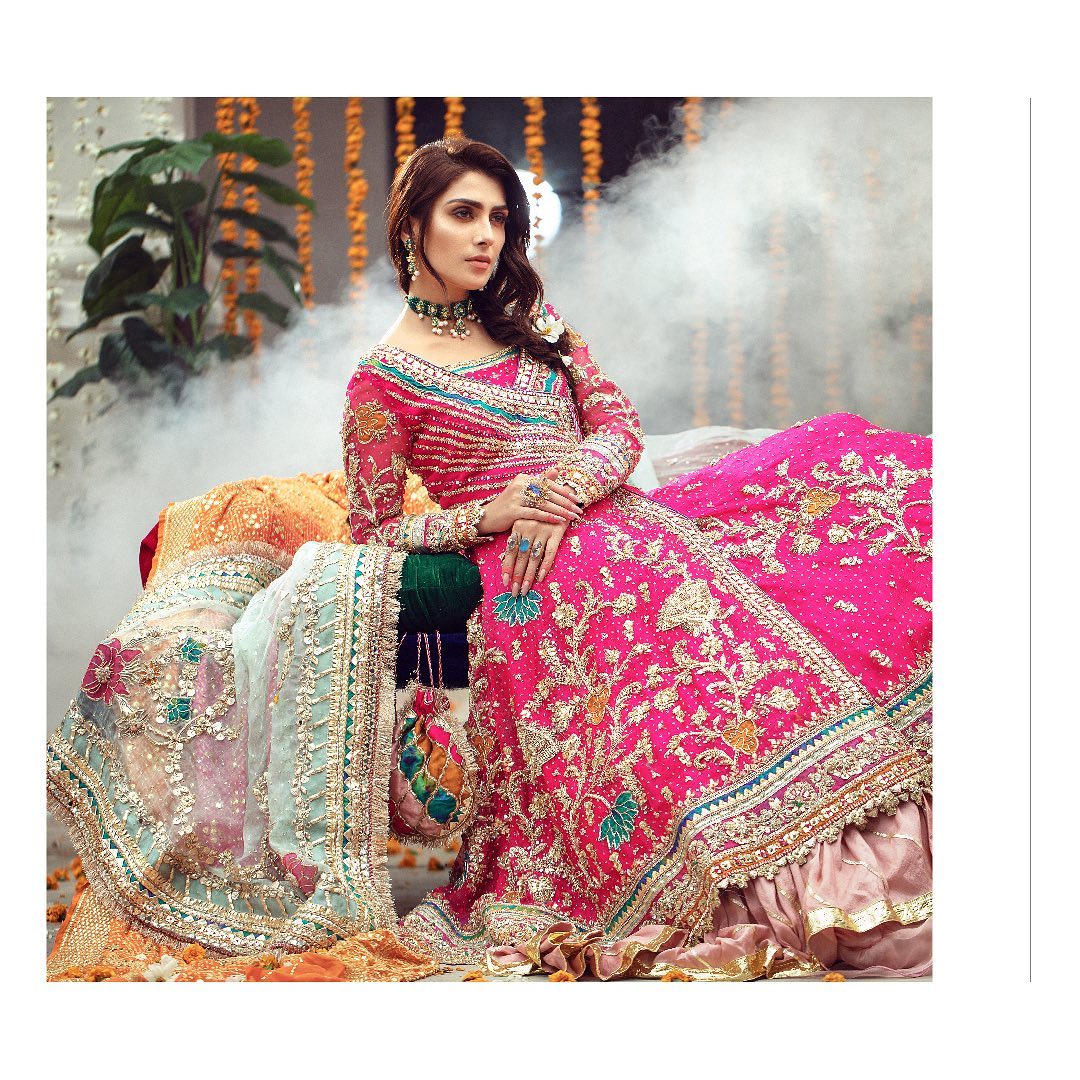 Ayeza Khan Beautiful Latest Bridal Photo Shoot for Warda Qutub Khan