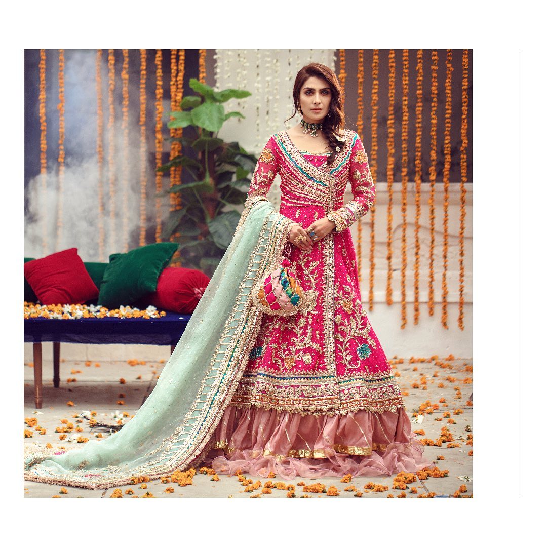 Ayeza Khan Beautiful Latest Bridal Photo Shoot for Warda Qutub Khan