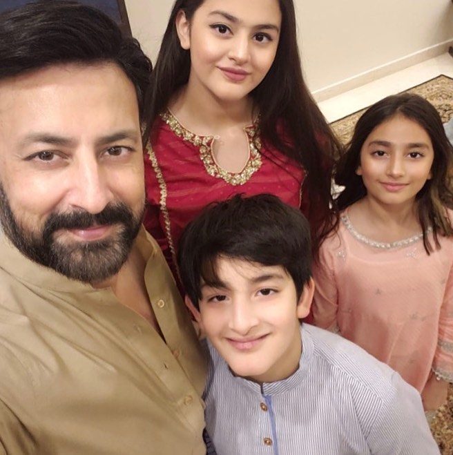 Babar Ali's Cute Videos With Daughter