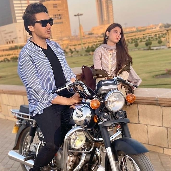 BTS Pictures of Ahsan Khan, Hina Altaf and Ushna Shah Drama ”Bandhay Ek Dour Se”