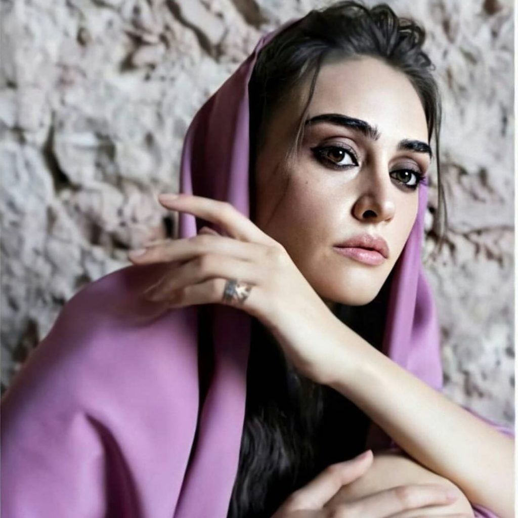 Esra Bilgic aka Halime Sultan Shoots For Q Mobile Ad