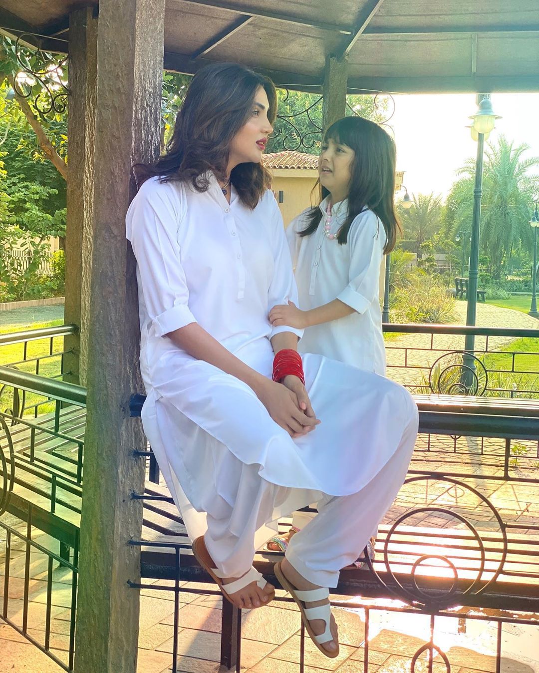 Cute Pictures of Actress Fiza Ali with her Daughter in White Dress