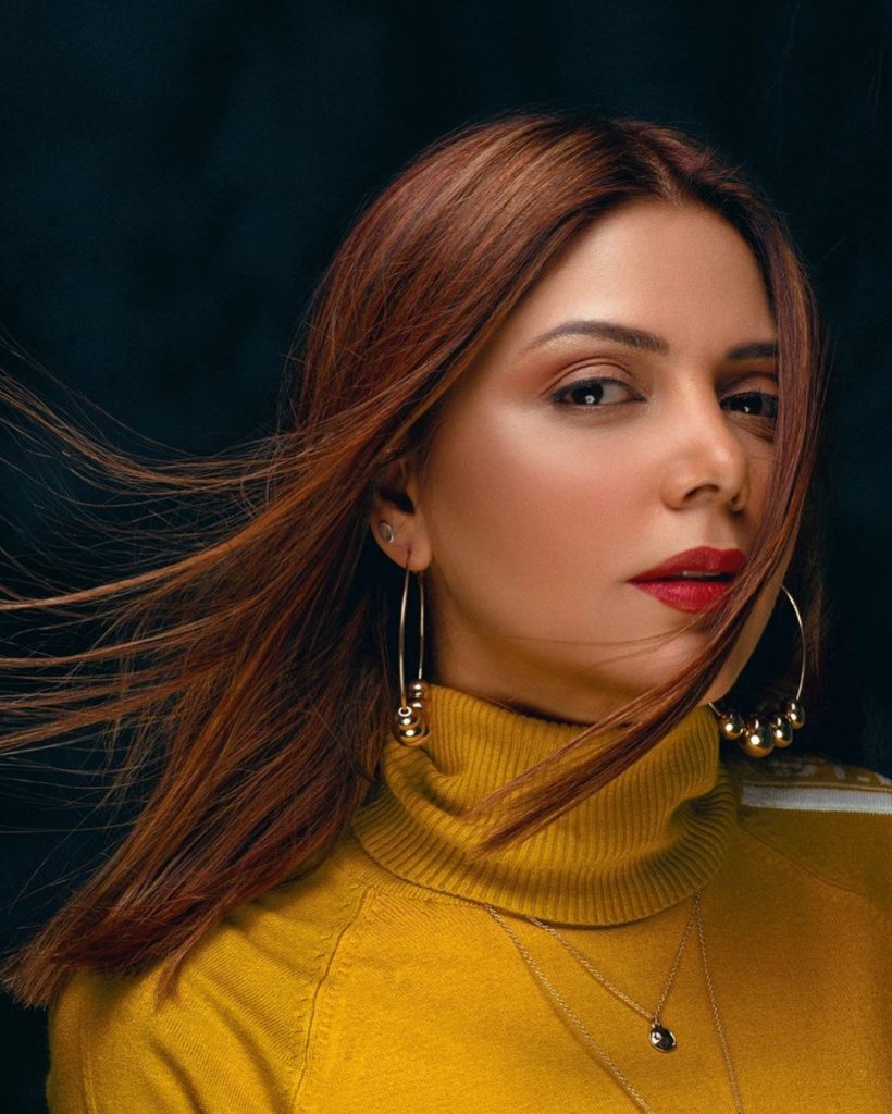 Hadiqa Kiani Looks Ravishing In Faiza Saqlain's Ensemble