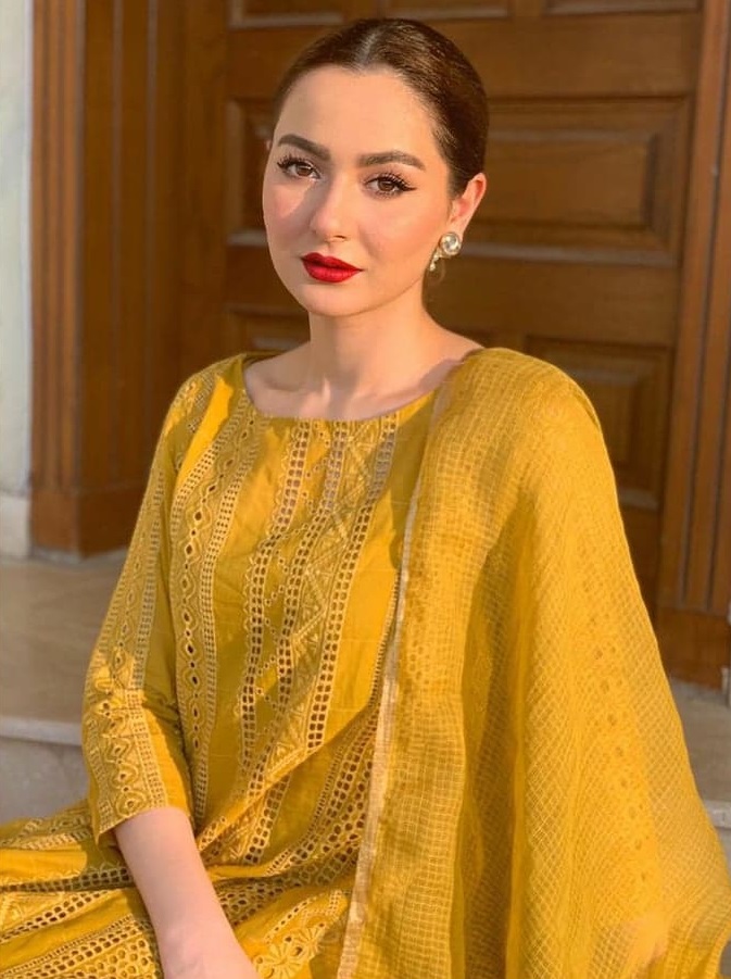 Hania Amir Don't Want Ushna Shah To Lose Hope In Her