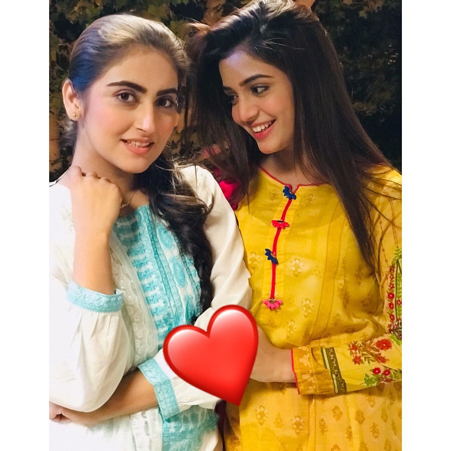 Actresses Hiba Bukhari and Laiba Khan Clicks from the Sets of Drama Tarap