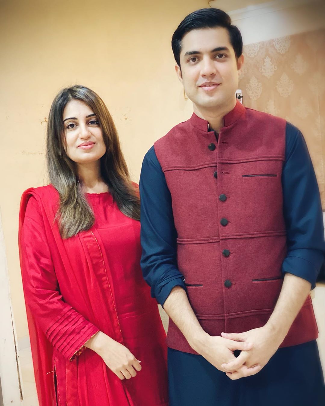 Iqrar ul Hassan Latest Pictures with his Wife Farah Iqrar