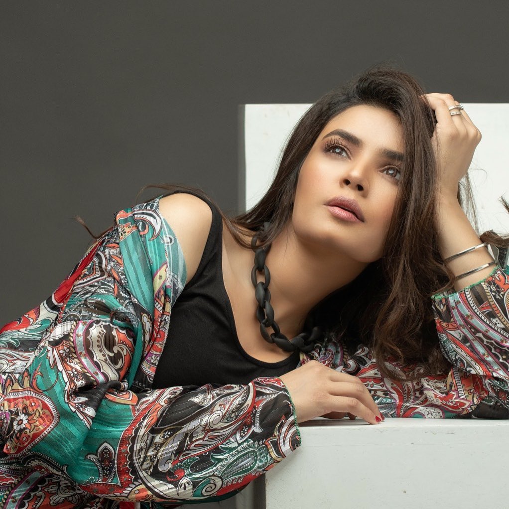 Actress Kiran Haq Latest Beautiful Photo Shoot