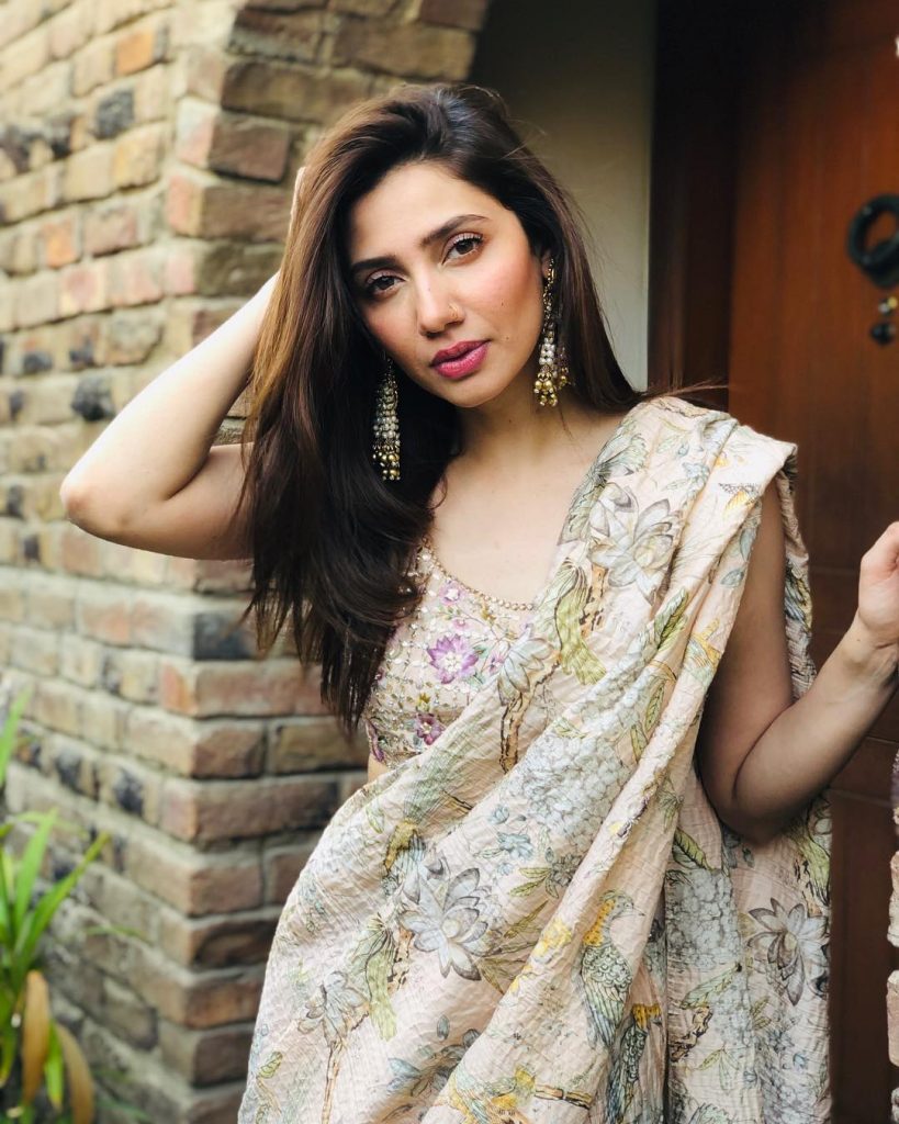 Mahira Khan's Opinion On Poor Girls Getting Work In Showbiz