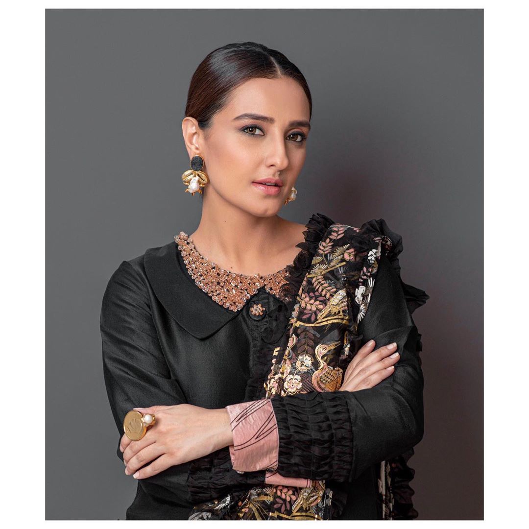 Actress Momal Sheikh Latest Beautiful Photoshoot