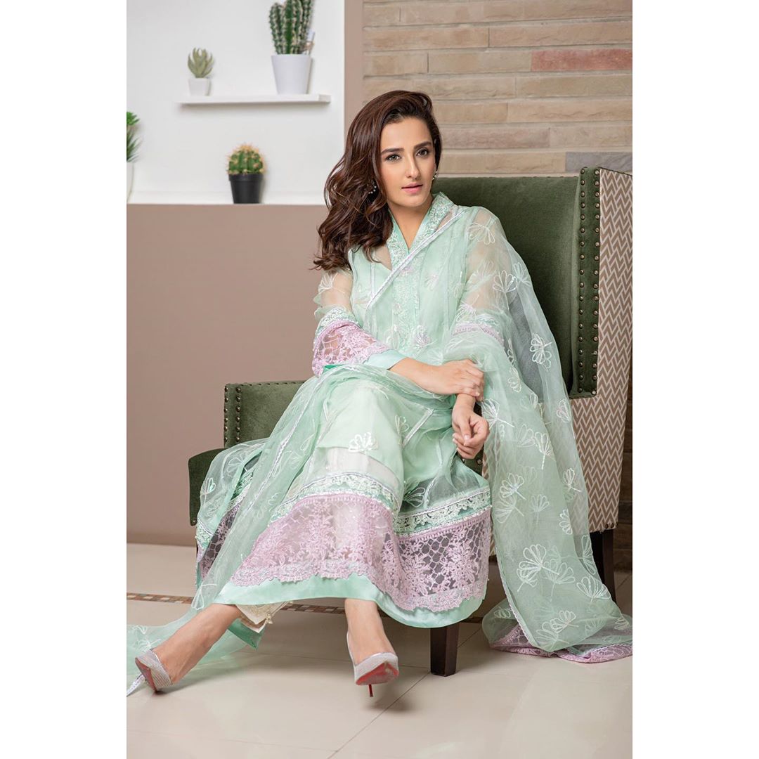 Actress Momal Sheikh Latest Beautiful Photoshoot