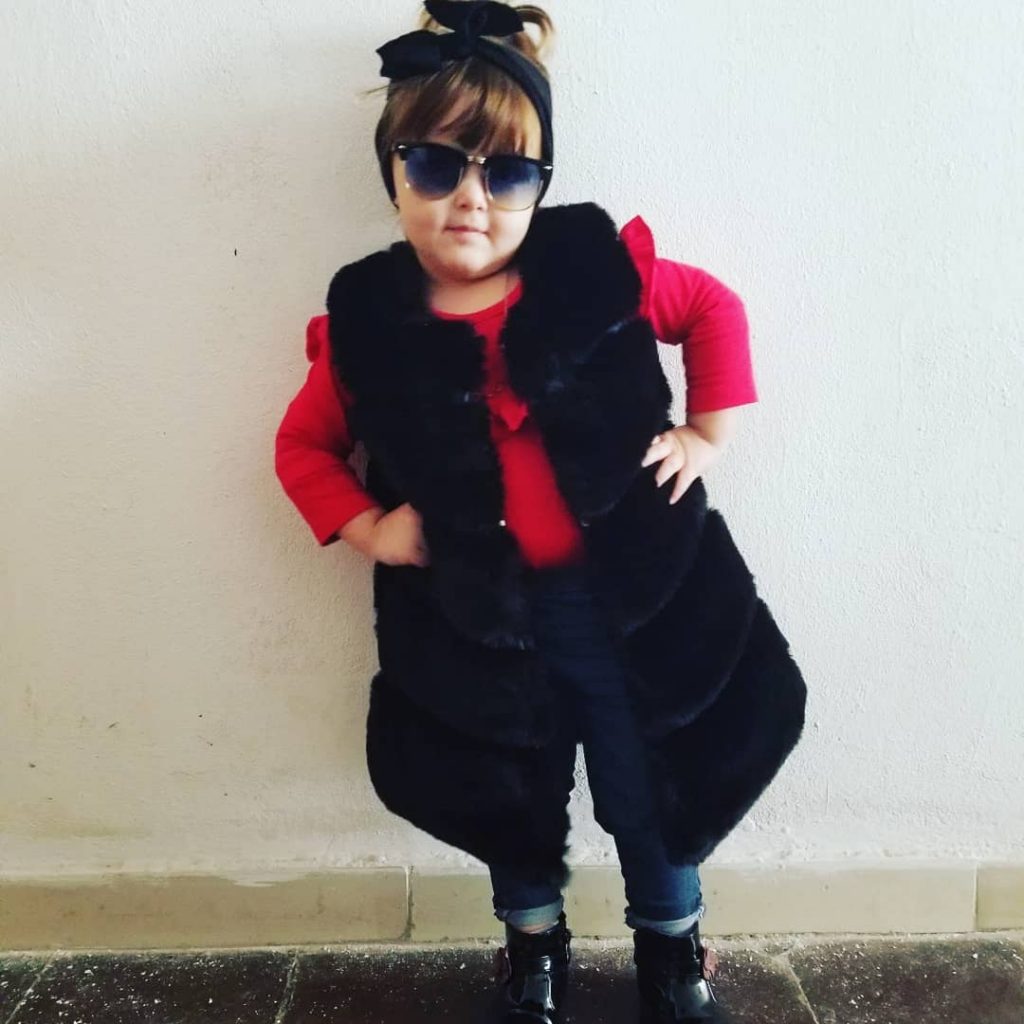 This Adorable Kid Recreated Celebrity Looks 26