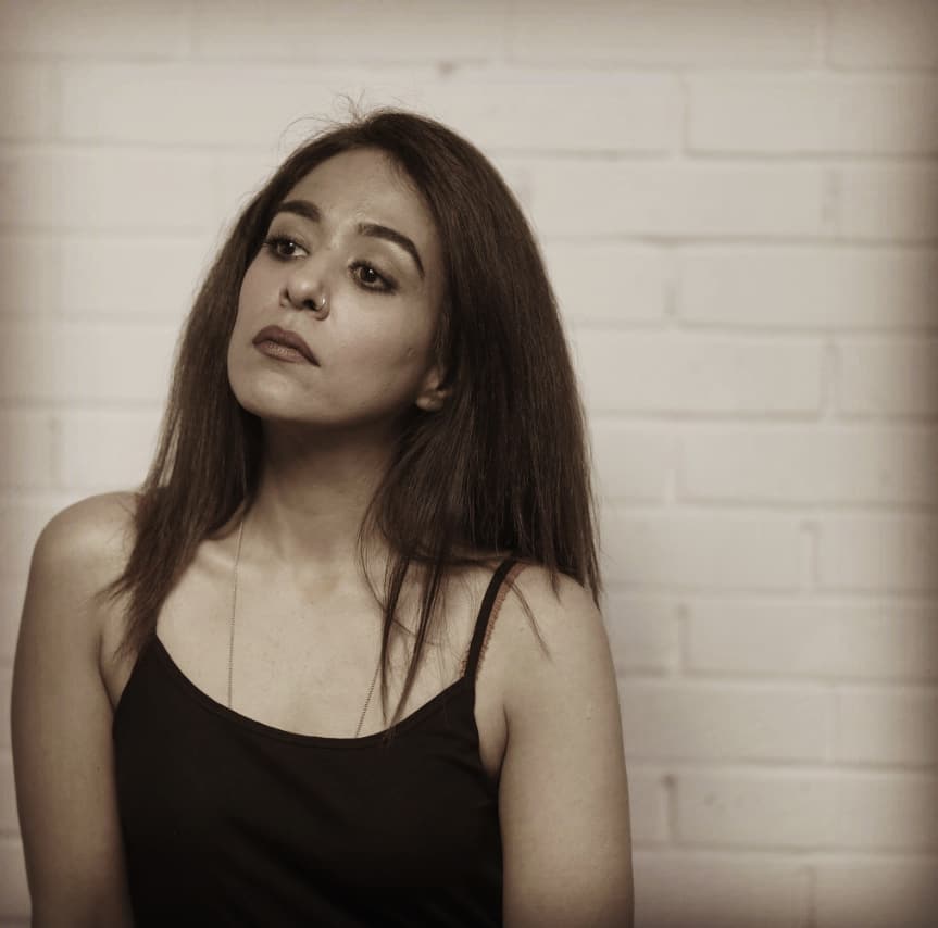Yasra Rizvi Shares Fun Dance Videos