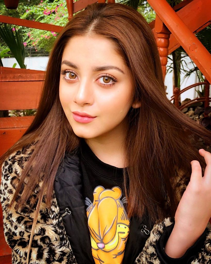 Angelic Eyes of Alizeh Shah – Close Up Pictures