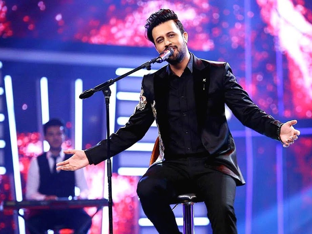 Atif Aslam Memorable Clip of Singing Song In The Kapil Sharma Show