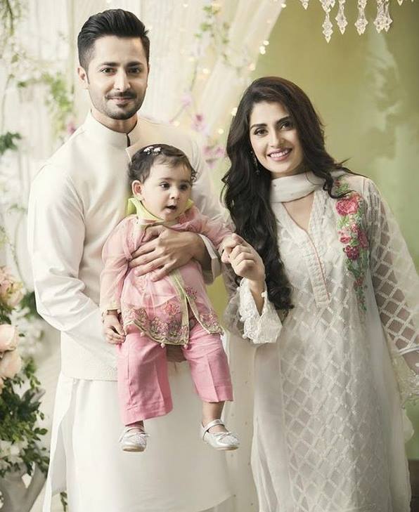 Ayeza Khan Is A Super Mom And Here's Why