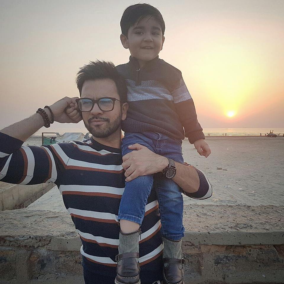 Junaid Khan Loves to Spend Time with His Son- Here is How