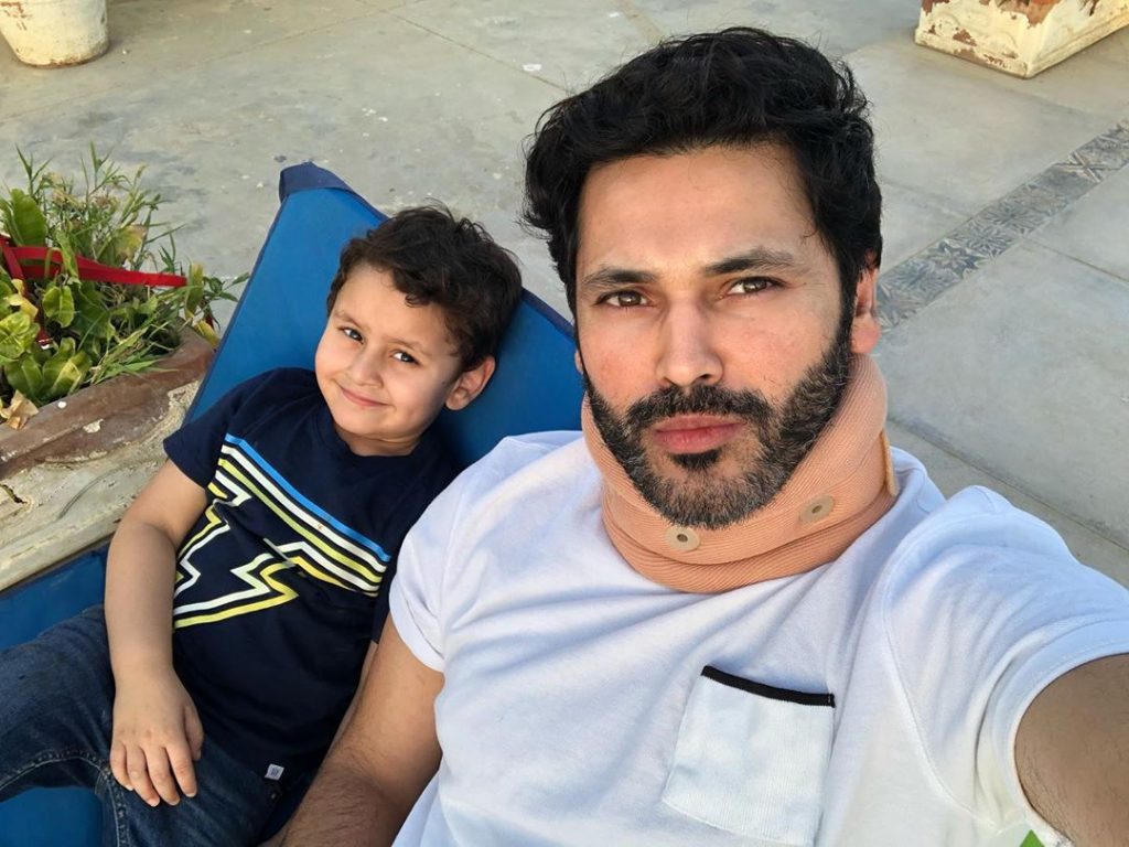 Lovely Pictures of Fahad Mirza with His Family