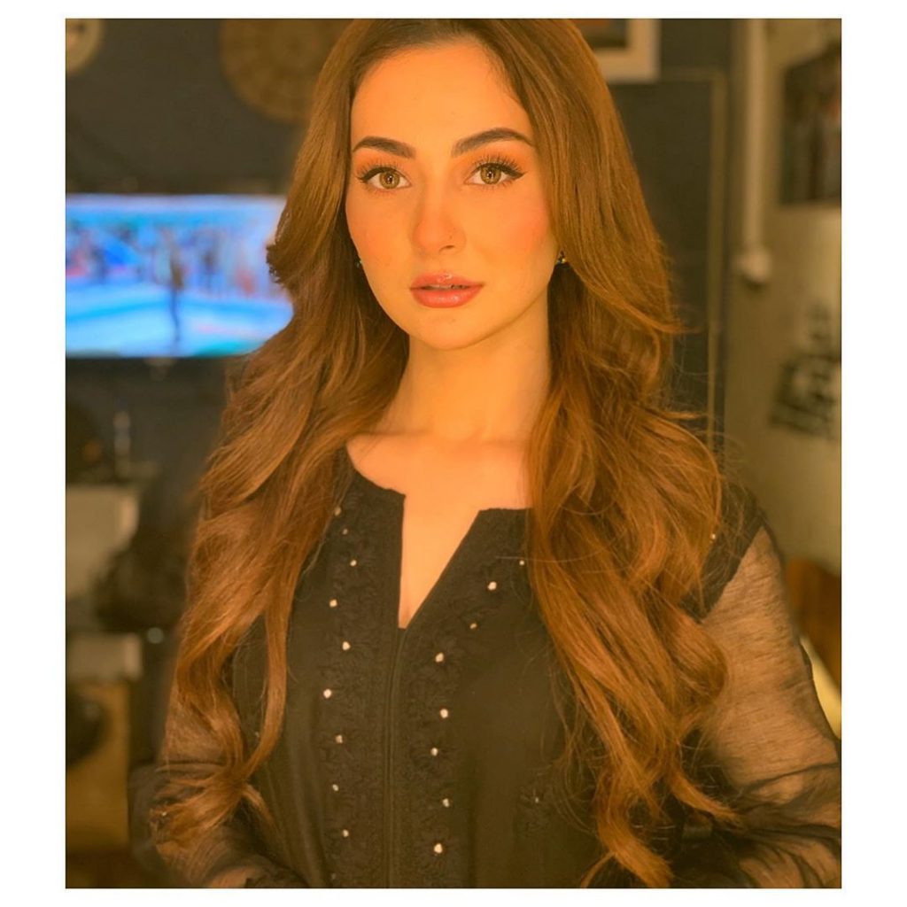 Hania Aamir Had Lip Fillers And People Can't Digest It