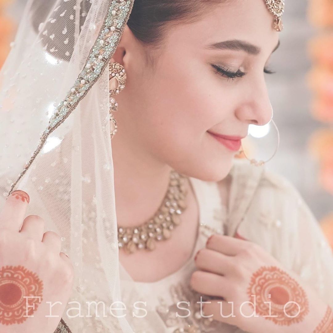 New Beautiful Clicks from Hina Altaf Wedding