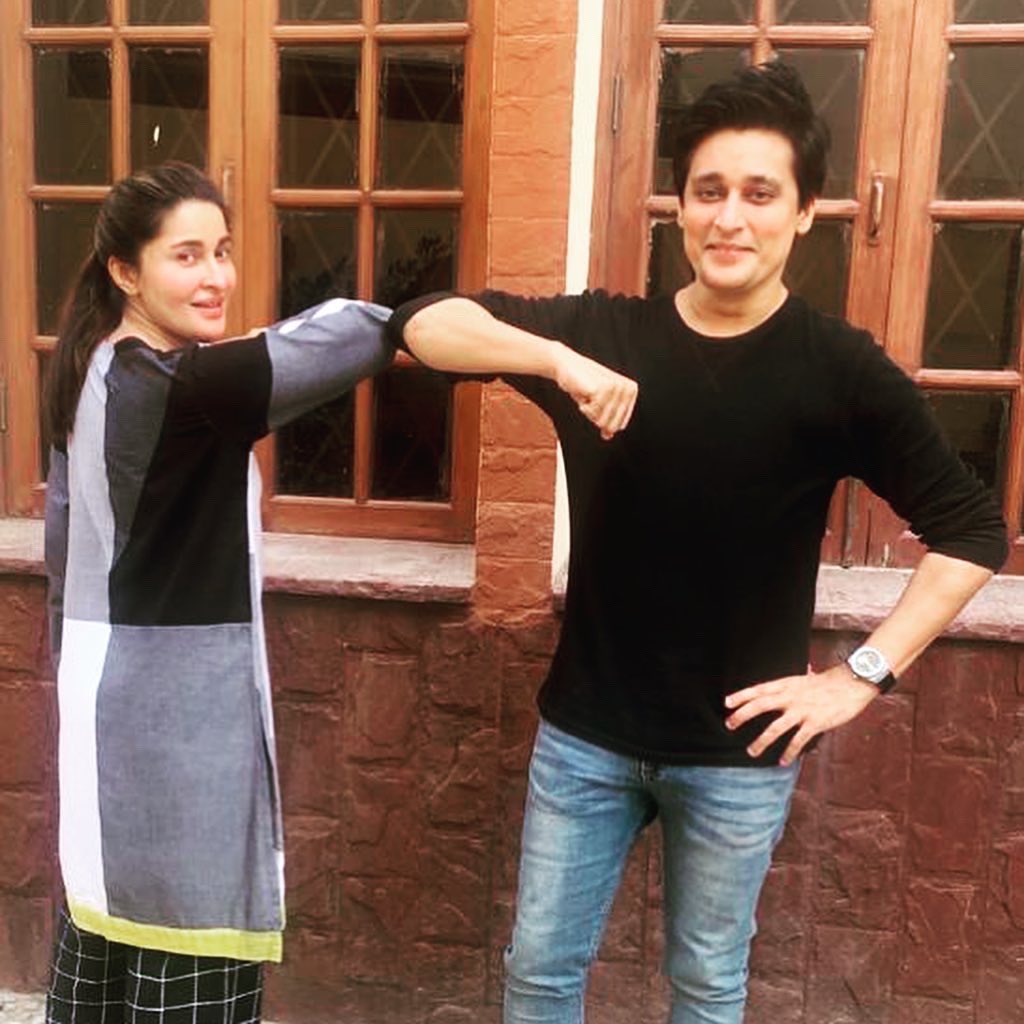 Lovely Pictures of Shaista Lodhi with her Immediate Family