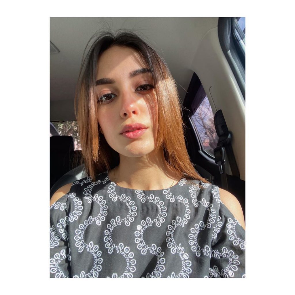 Casual Look of Iqra Aziz is Just Too Cute