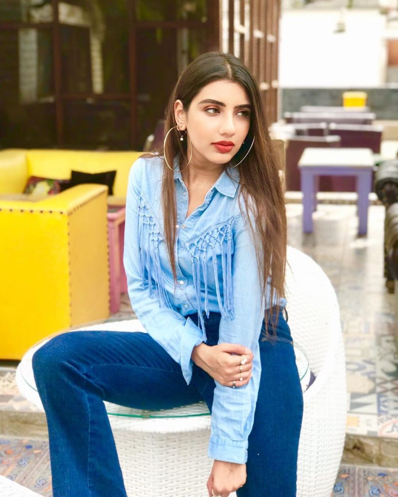Social Media Has Found A Mahira Khan Doppelganger