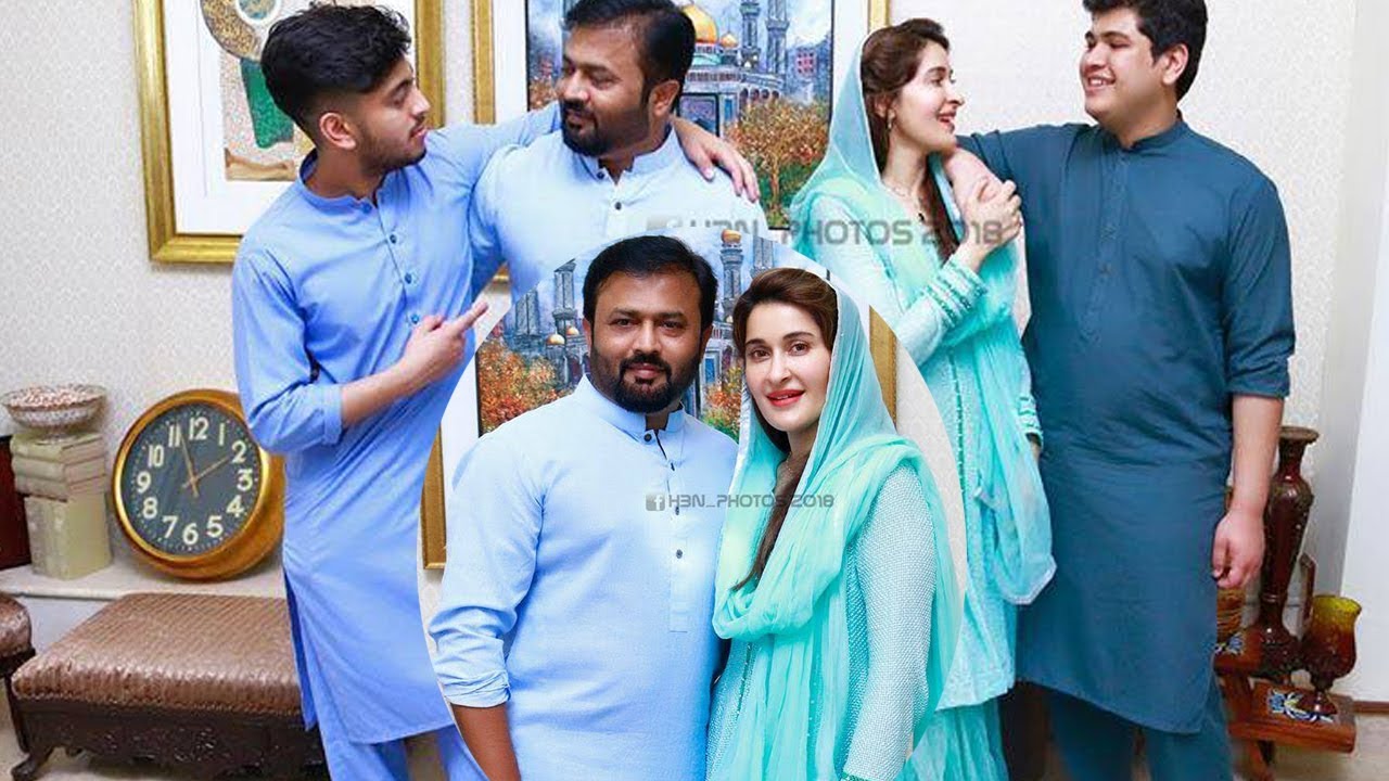 Lovely Pictures of Shaista Lodhi with her Immediate Family | Reviewit.pk